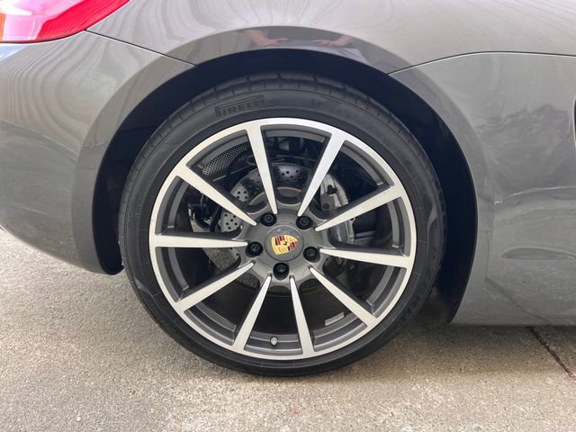 Used 2016 Porsche Cayman image 32