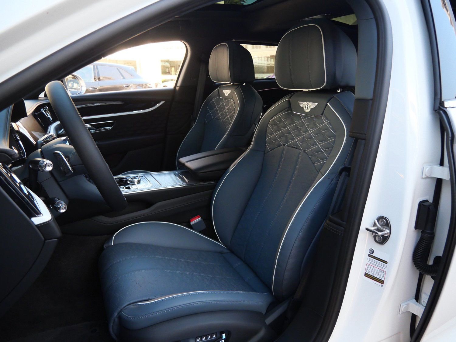 New 2026 Bentley Flying Spur Plug-In Hybrid AWD/4WD image 20