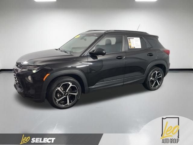 Used 2022 Chevrolet TrailBlazer RS FWD image 2
