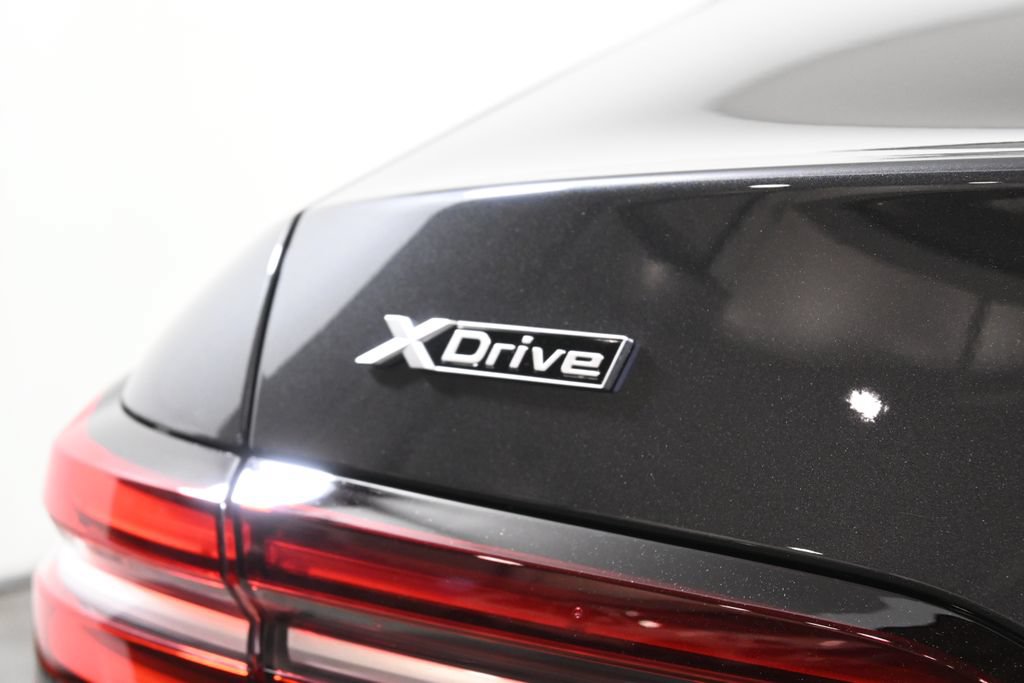 Used 2026 BMW 530i xDrive w/ Premium Package AWD/4WD image 40