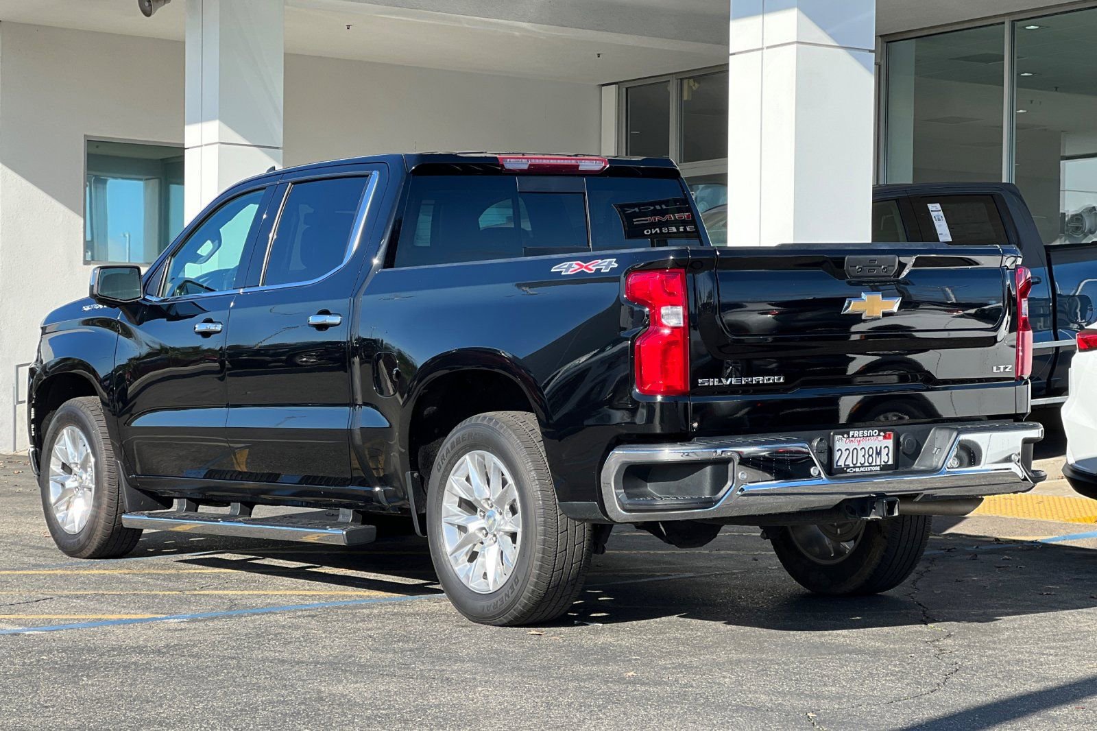Used 2022 Chevrolet Silverado 1500 LTZ w/ LTZ Convenience Package II image 6