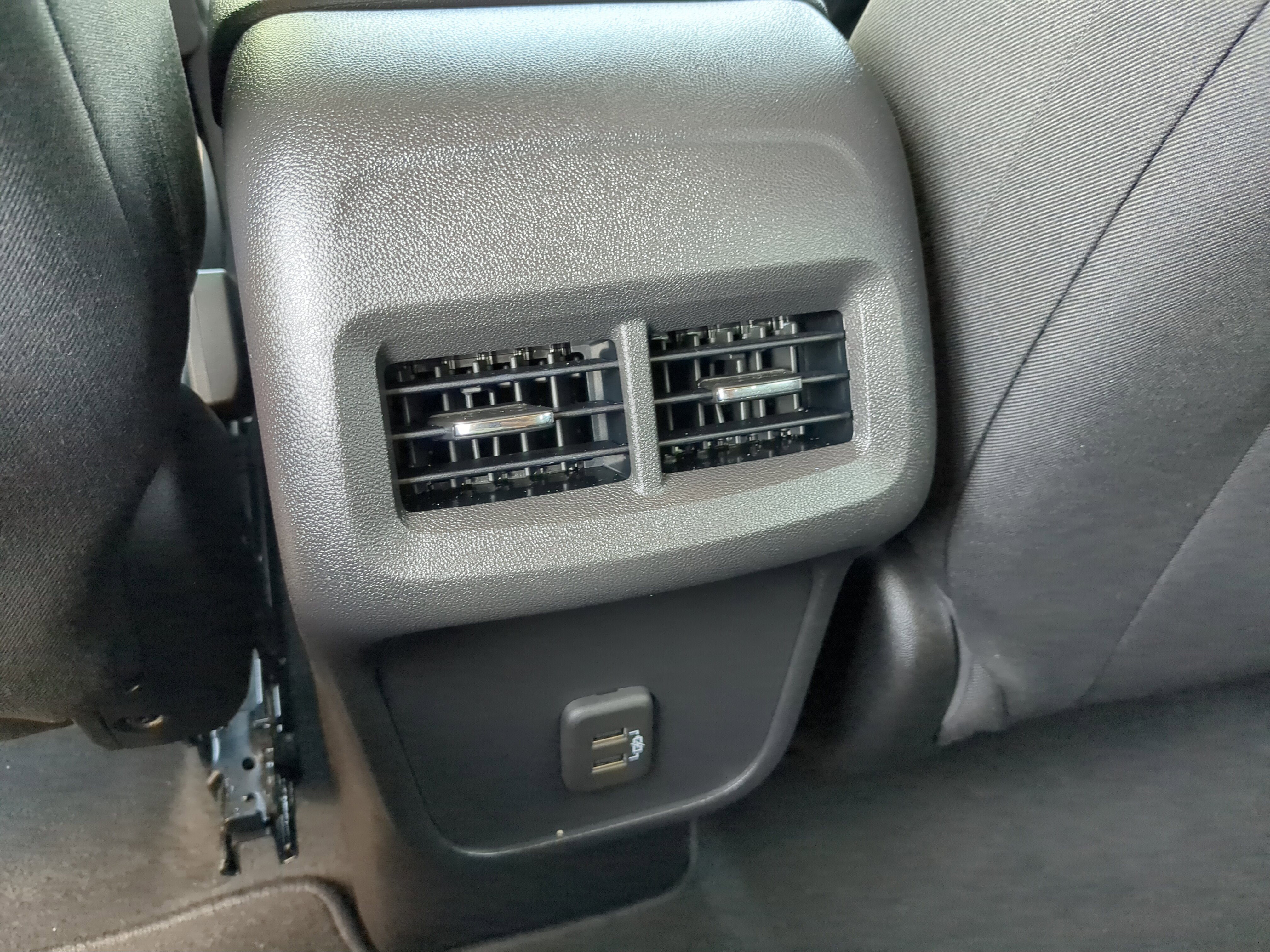 Used 2023 Chevrolet Equinox LT image 15