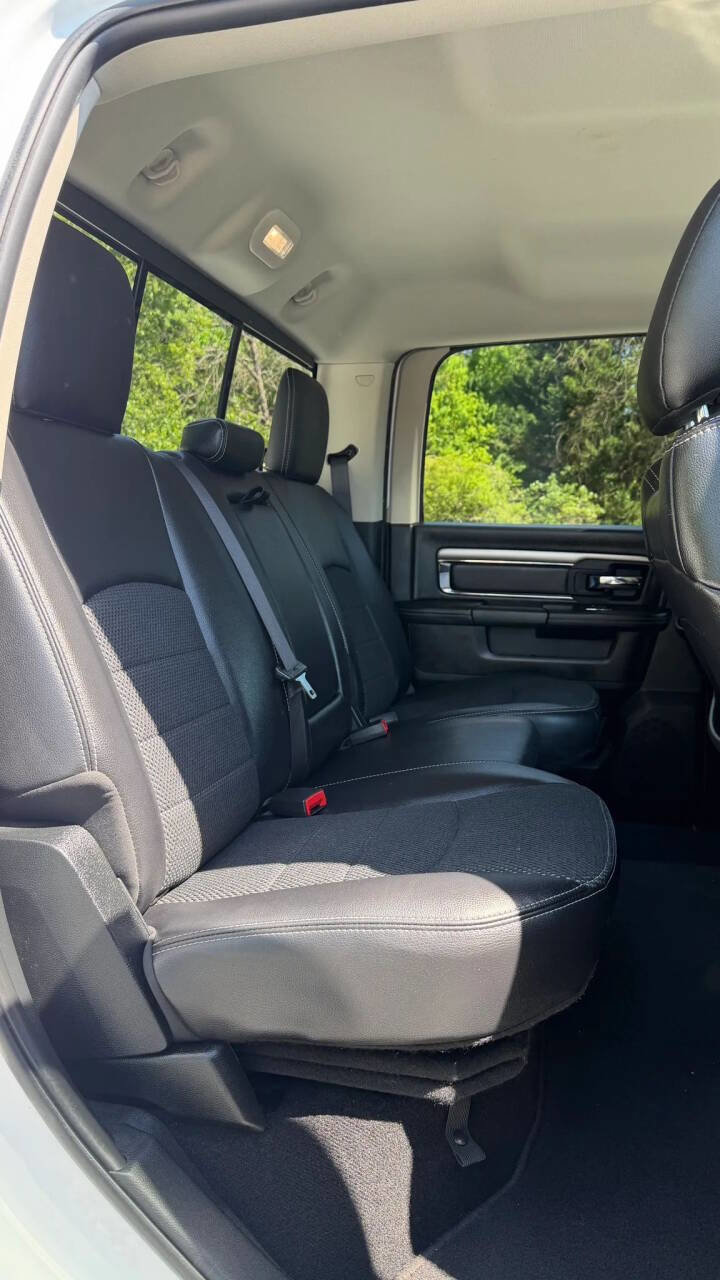 Used 2018 RAM 2500 Big Horn w/ Sport Appearance Group image 25