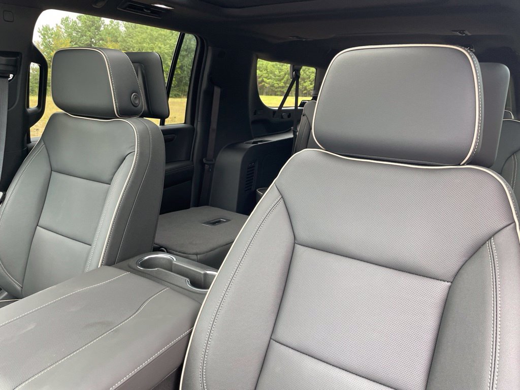 New 2026 Chevrolet Suburban Premier AWD/4WD image 31