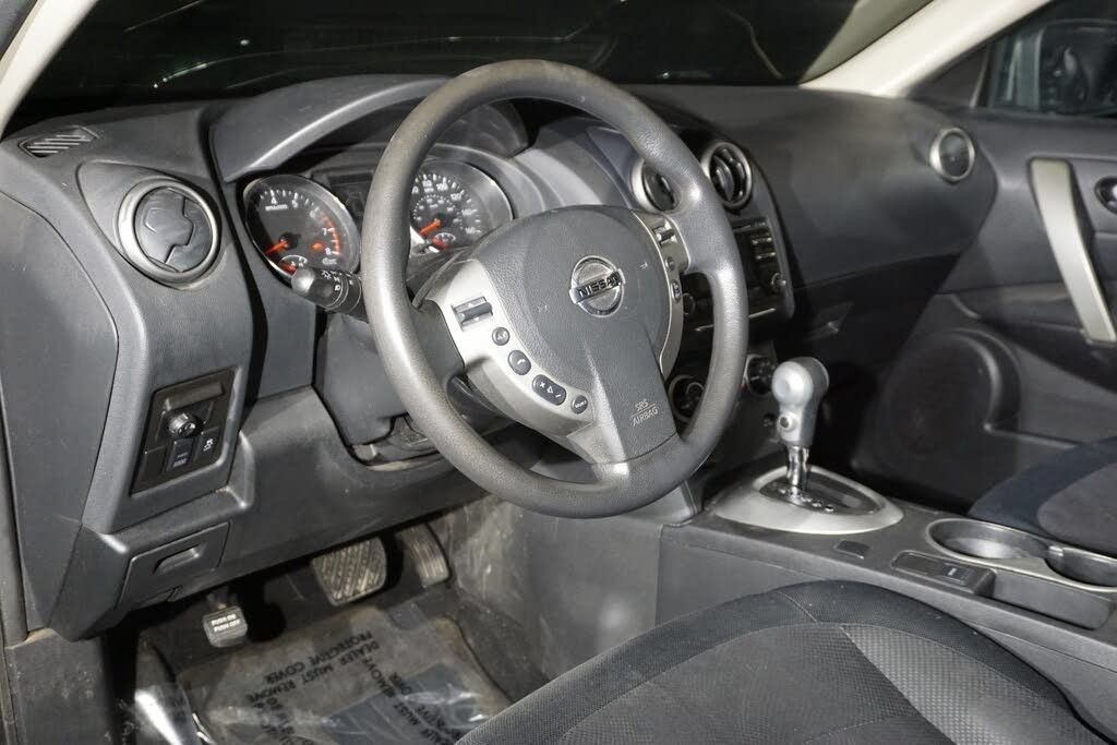 Used 2013 Nissan Rogue S w/ Special Edition Pkg AWD/4WD image 11