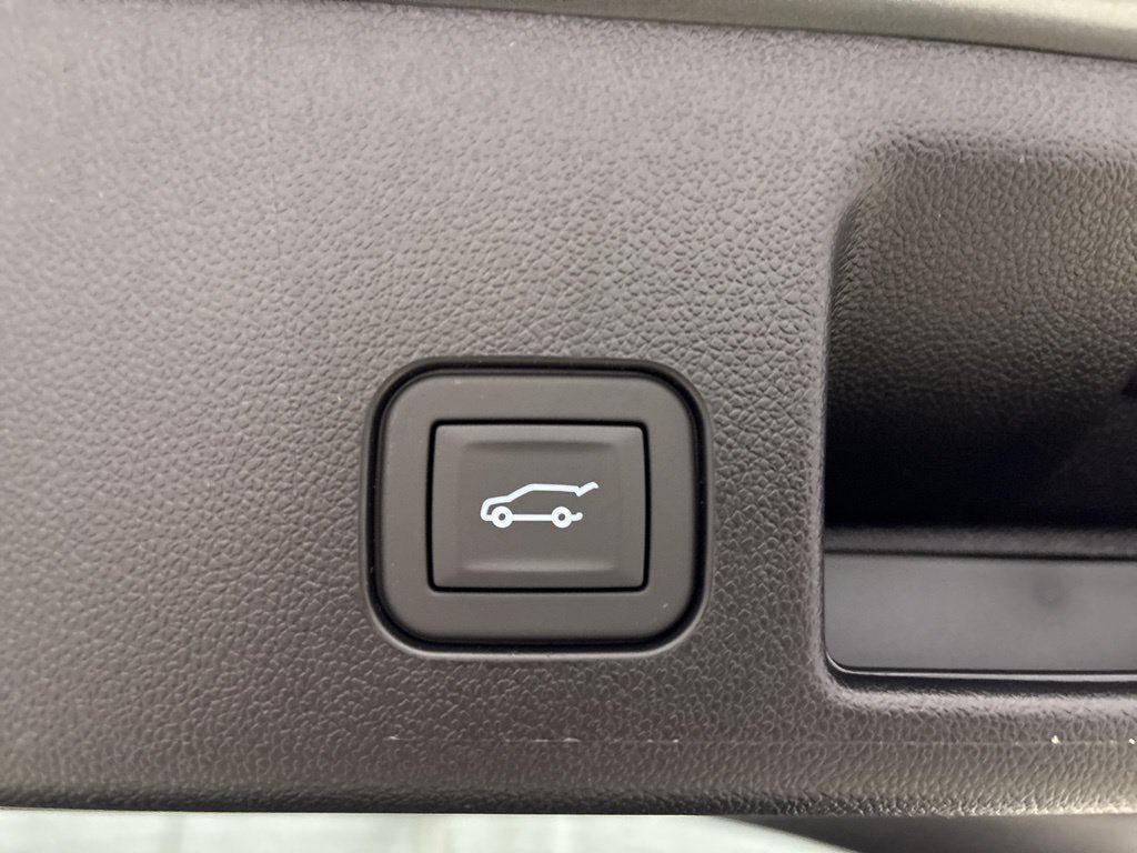 New 2026 Chevrolet Equinox EV LT w/ Convenience Package II AWD/4WD image 33