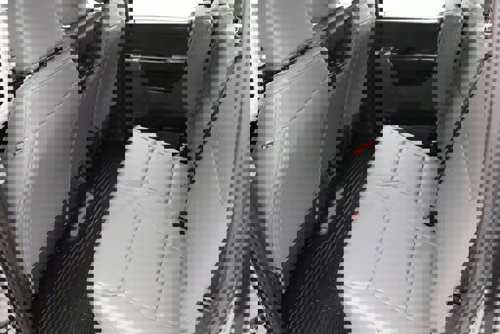 New 2025 Ford F250 XL w/ XL Chrome Package image 8