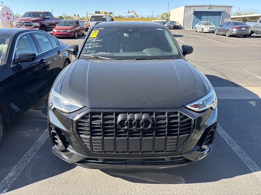 Certified 2023 Audi Q3 2.0T Premium Plus w/ Premium Plus Package image 2