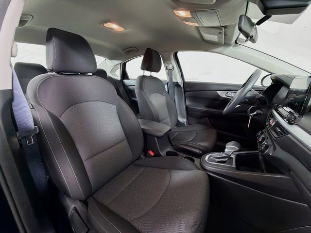 Used 2023 Kia Forte LXS w/ LXS Technology Package image 27
