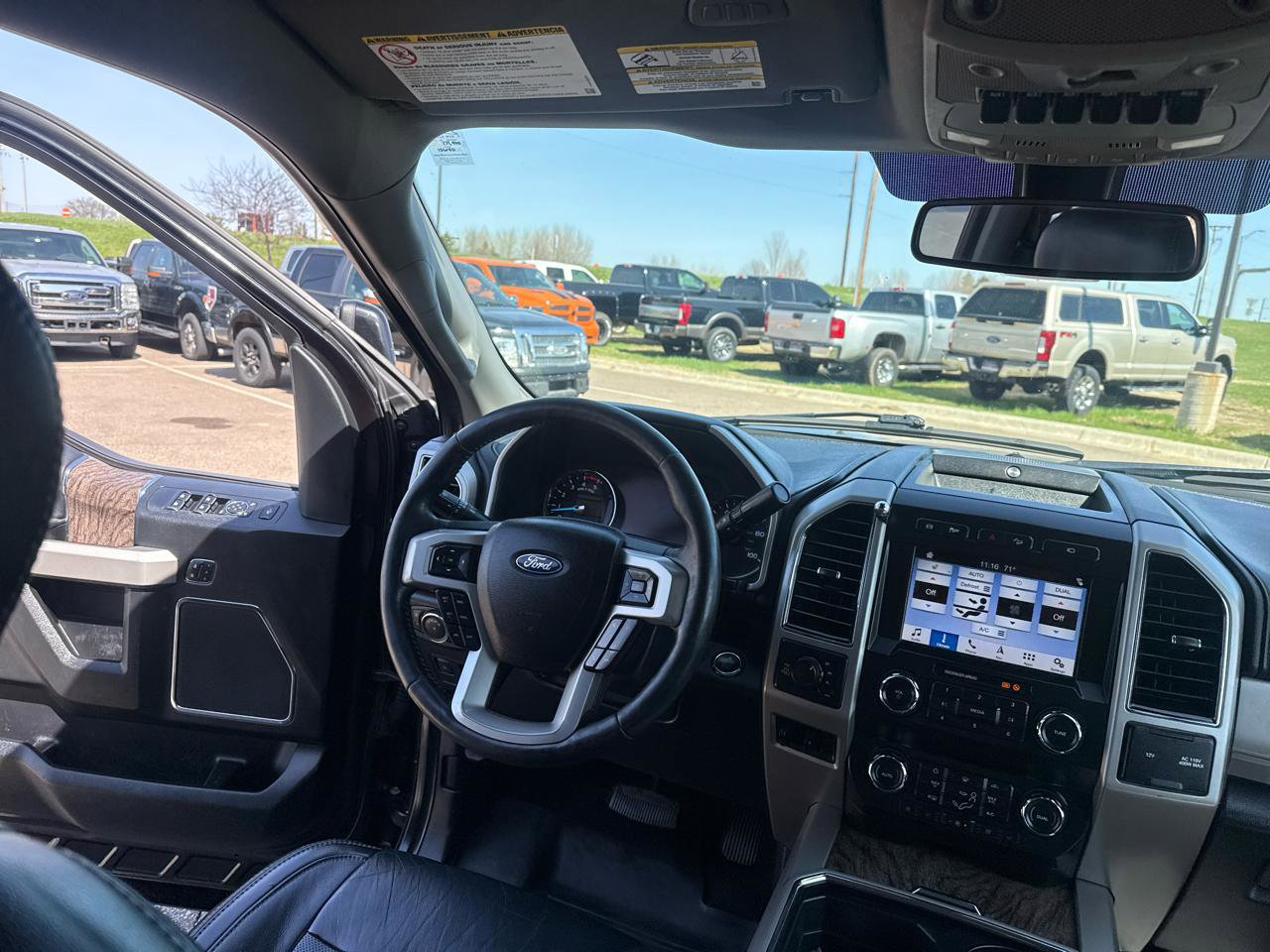 Used 2019 Ford F350 Lariat w/ Lariat Ultimate Package AWD/4WD image 33