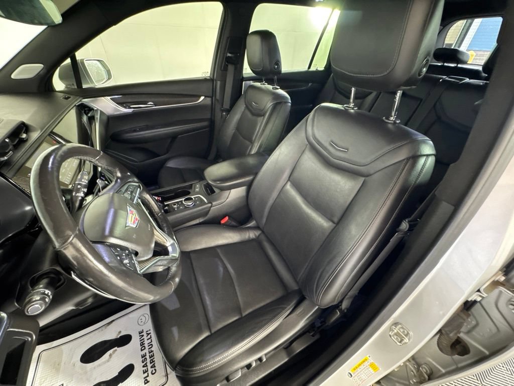 Used 2020 Cadillac XT6 Sport AWD/4WD image 30