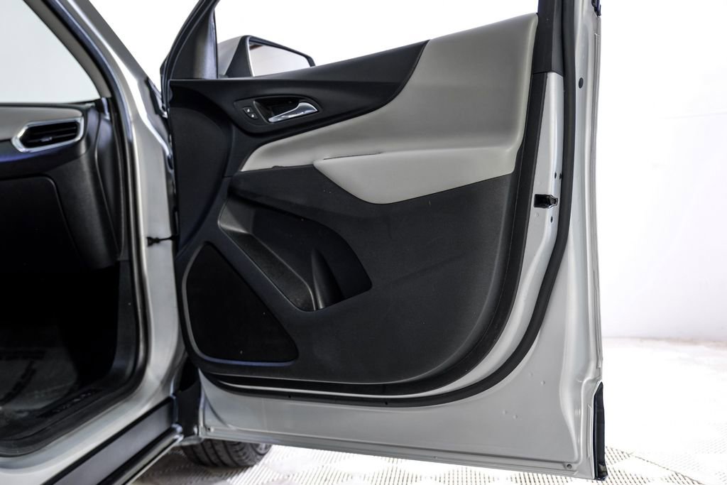 Used 2019 Chevrolet Equinox LT image 42