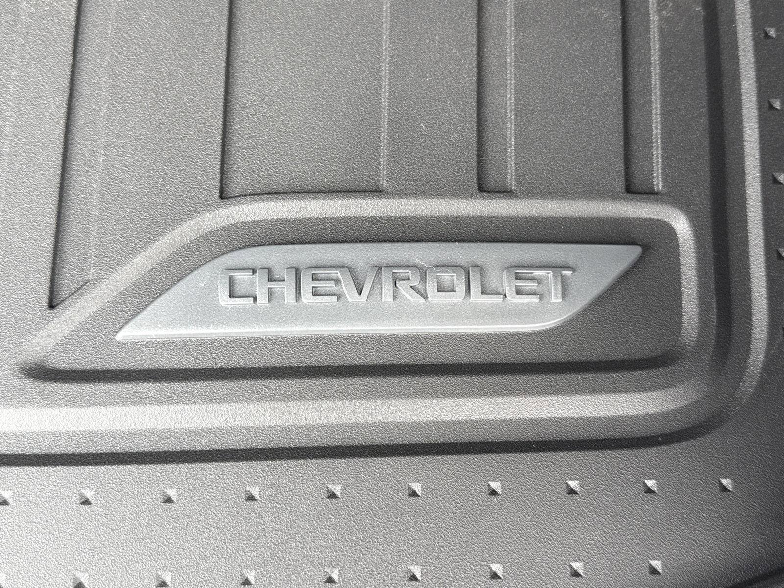 New 2026 Chevrolet Trax RS w/ Sunroof Package image 14