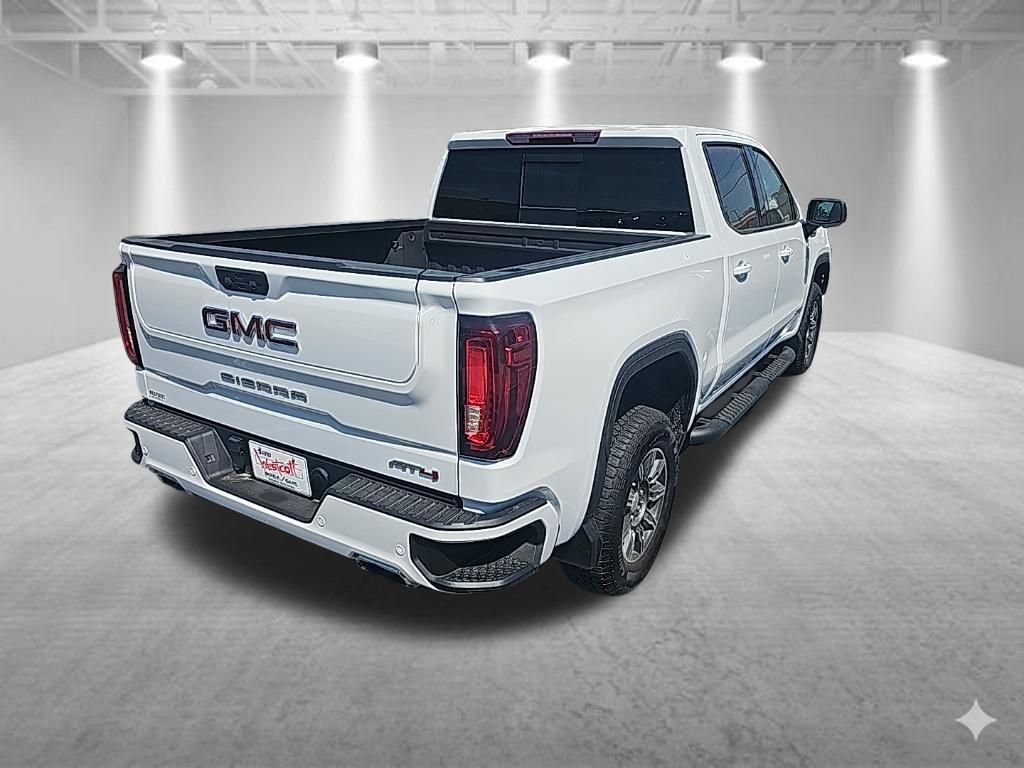 Certified 2024 GMC Sierra 1500 AT4 w/ AT4 Preferred Package AWD/4WD image 4