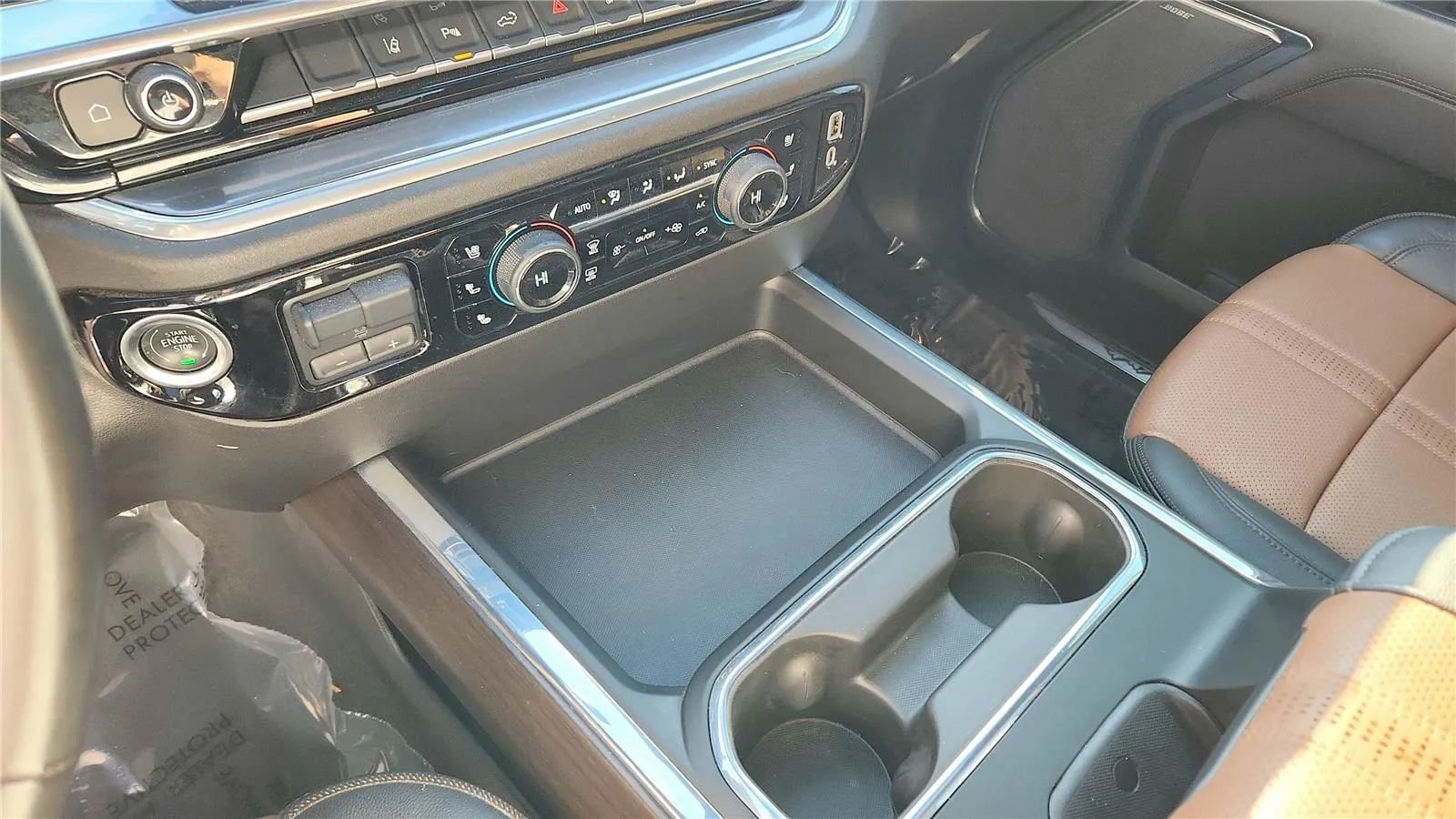 Used 2024 Chevrolet Silverado 2500 High Country w/ High Country Premium Package image 23