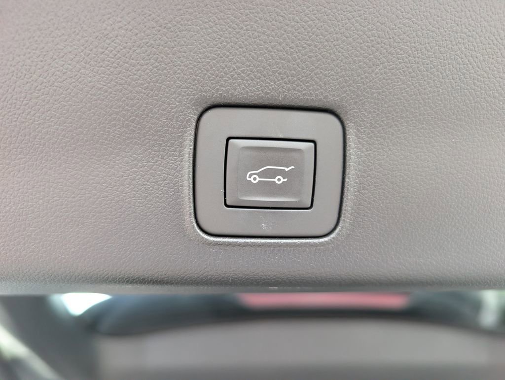 Used 2025 Chevrolet TrailBlazer ACTIV w/ Convenience Package image 37