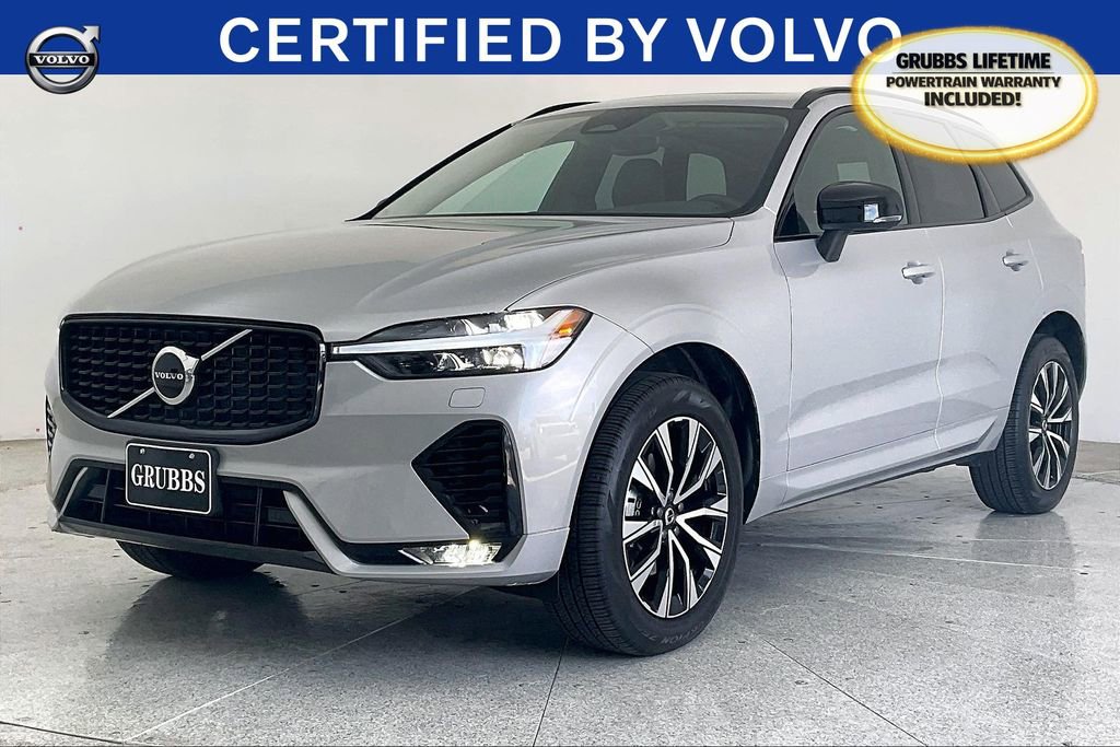Used 2025 Volvo XC60 B5 Core image 15