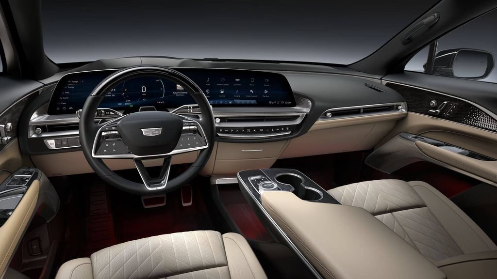 New 2026 Cadillac Lyriq Signature Luxury w/ Nappa Leather Package AWD/4WD image 40