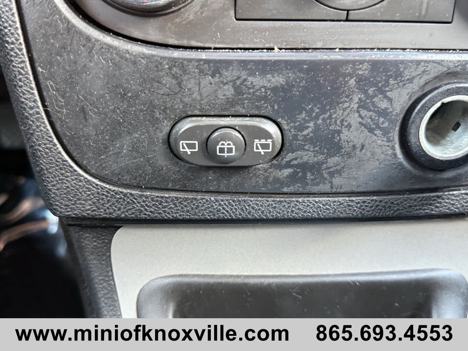 Used 2010 Chevrolet HHR LS FWD image 30