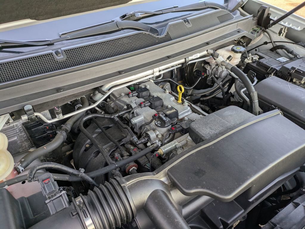 Used 2022 Chevrolet Colorado LT w/ Fleet Safety Package image 12