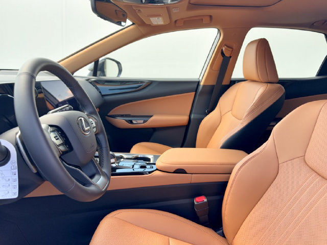 New 2026 Lexus NX 350h FWD image 15