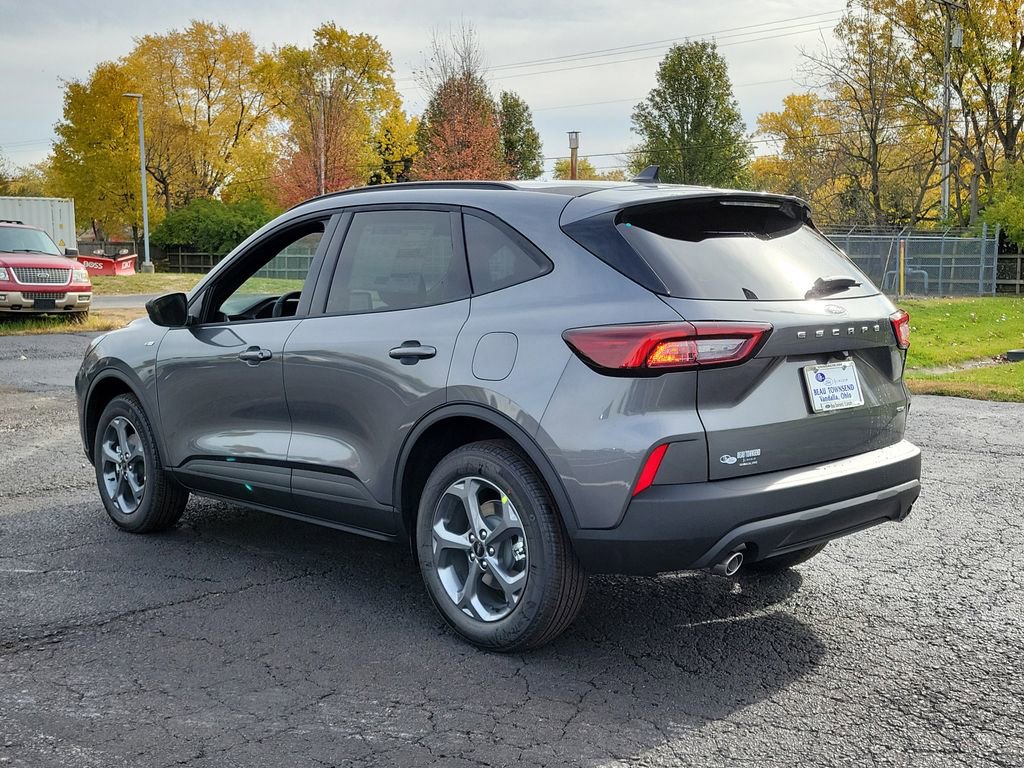 New 2026 Ford Escape ST-Line w/ Cold Weather Package image 6