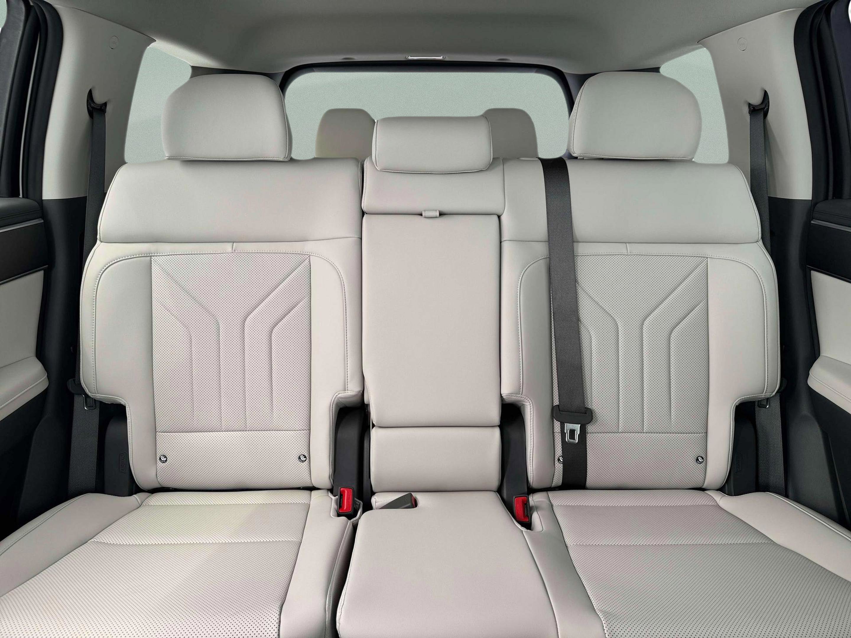 New 2026 Hyundai Santa Fe SEL image 16