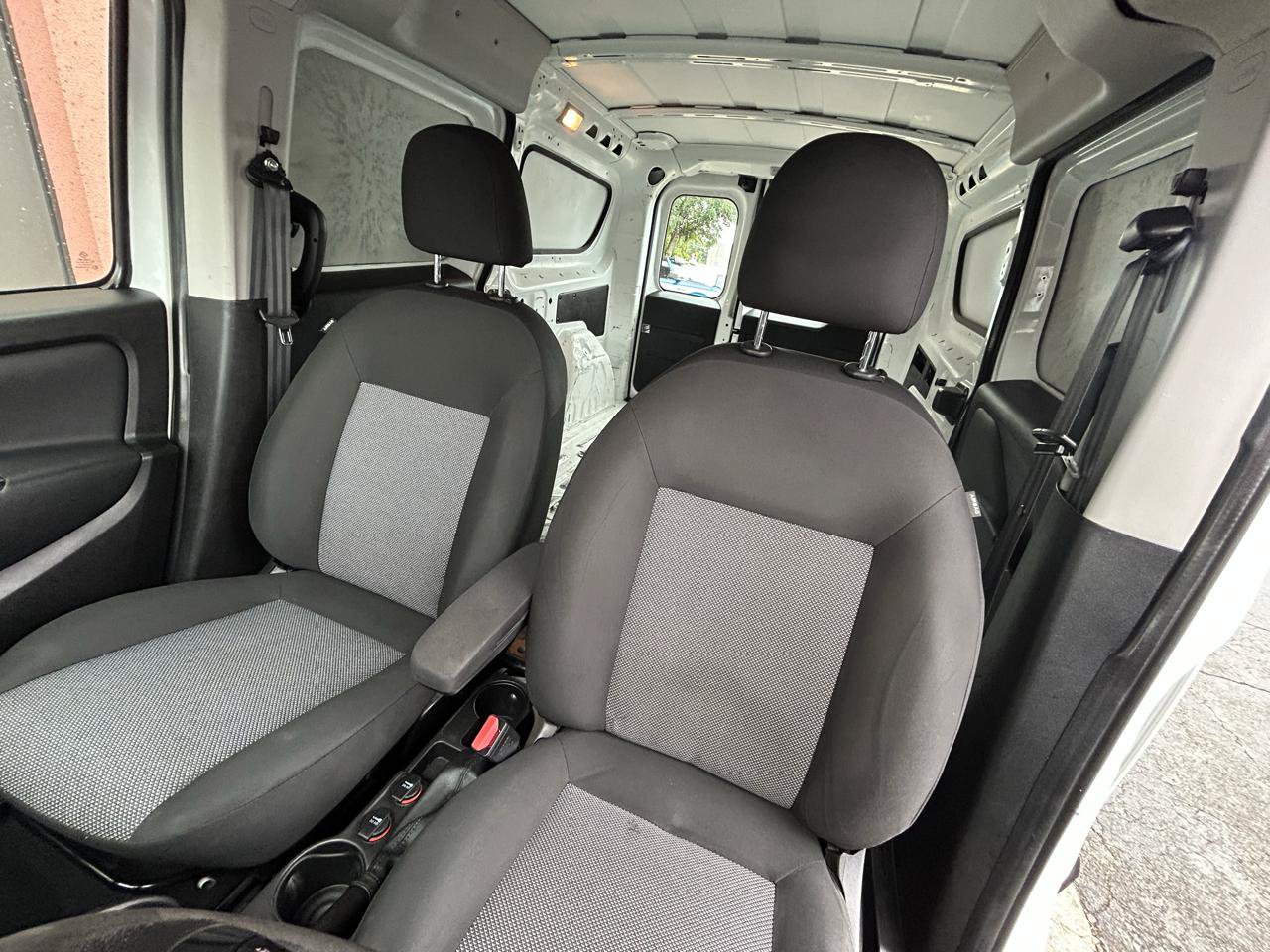 Used 2015 RAM ProMaster City Tradesman FWD image 13