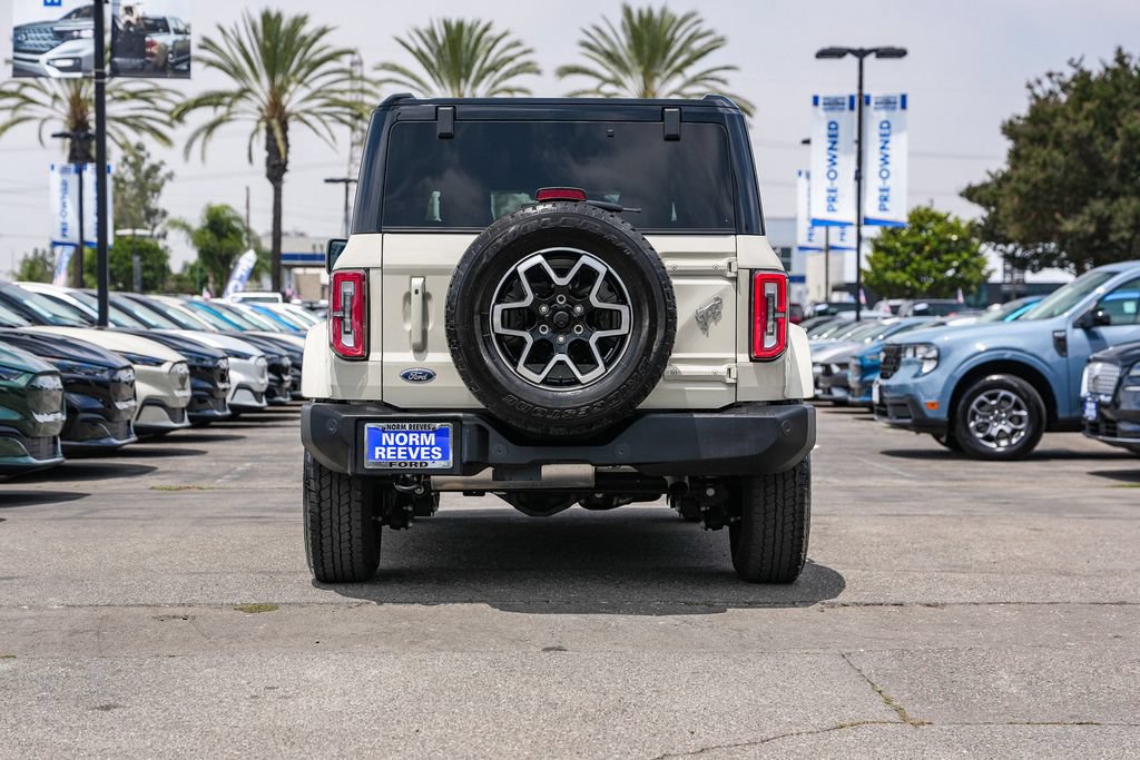 Used 2025 Ford Bronco Outer Banks AWD/4WD image 8