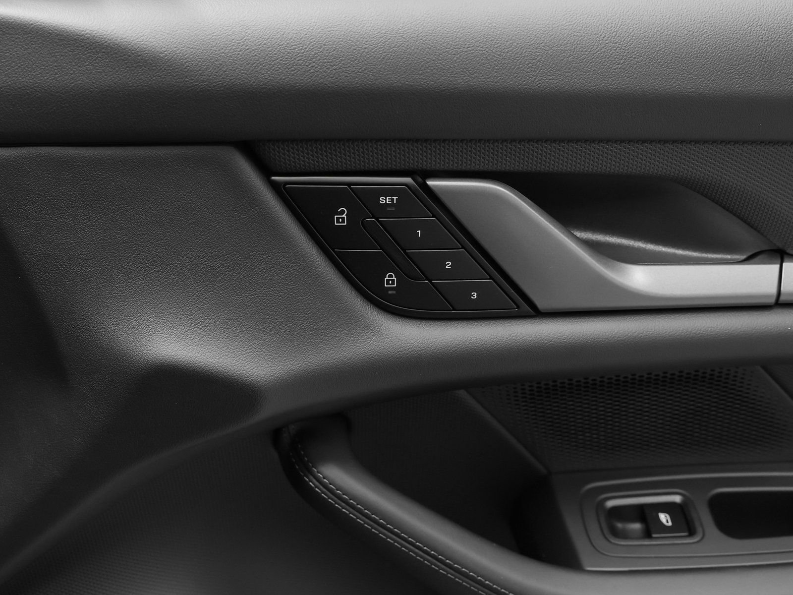 New 2025 Porsche Taycan image 23