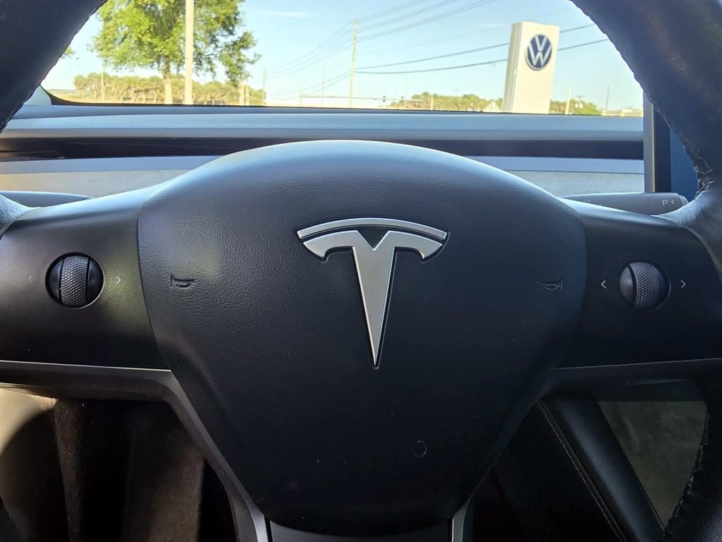 Used 2023 Tesla Model Y Long Range image 12