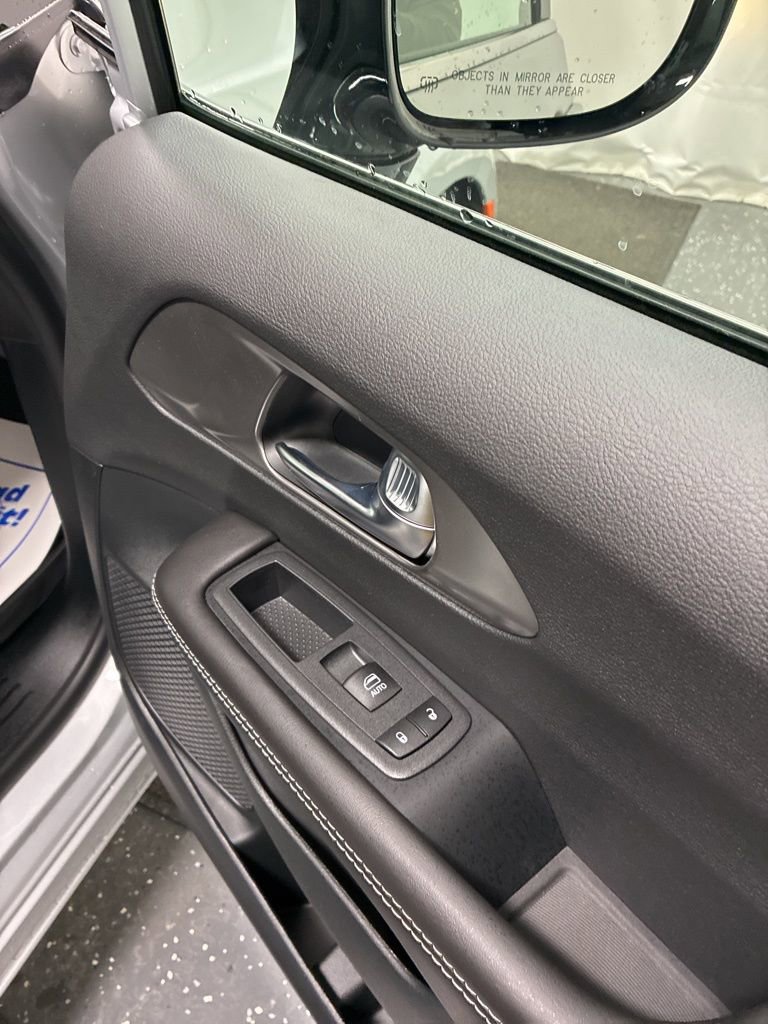 New 2026 Chrysler Voyager LX image 29