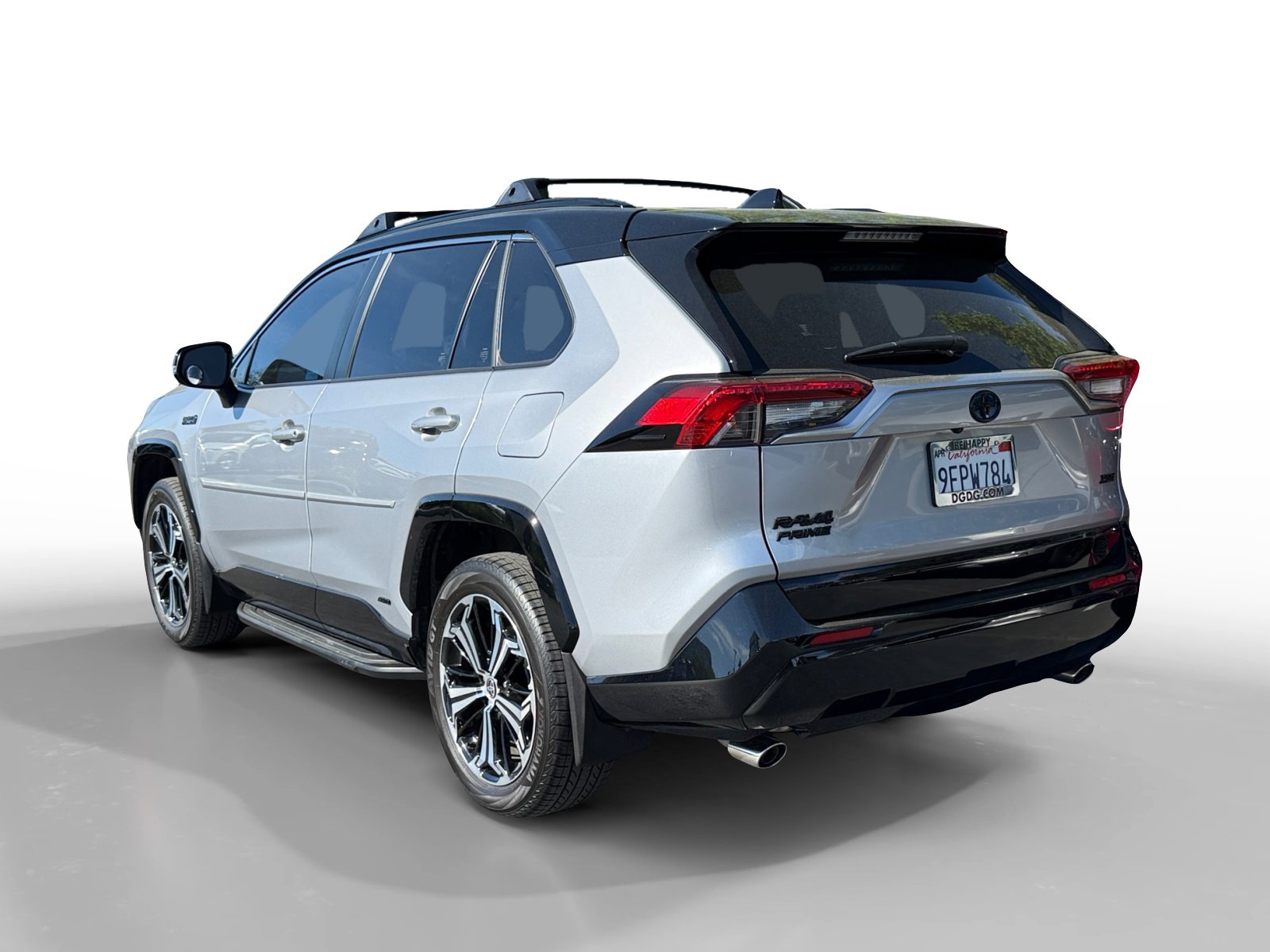 Used 2023 Toyota RAV4 XSE w/ Weather Package image 3