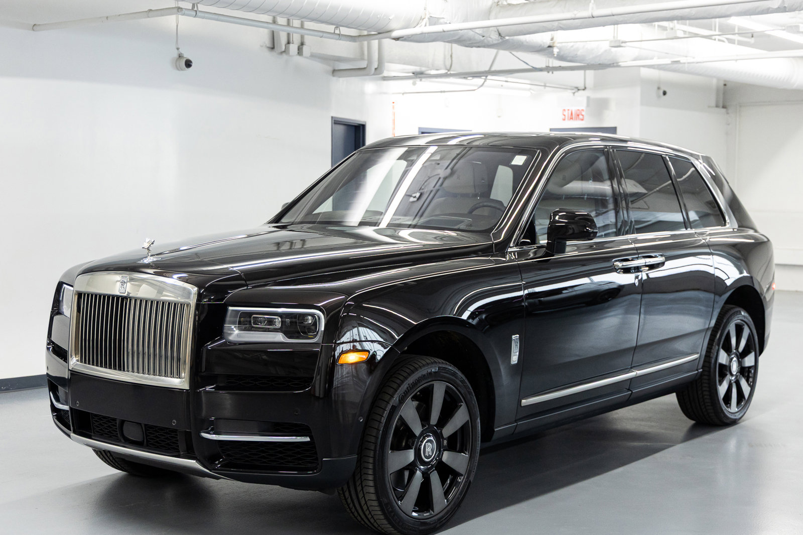 Certified 2023 Rolls-Royce Cullinan w/ Cullinan Package