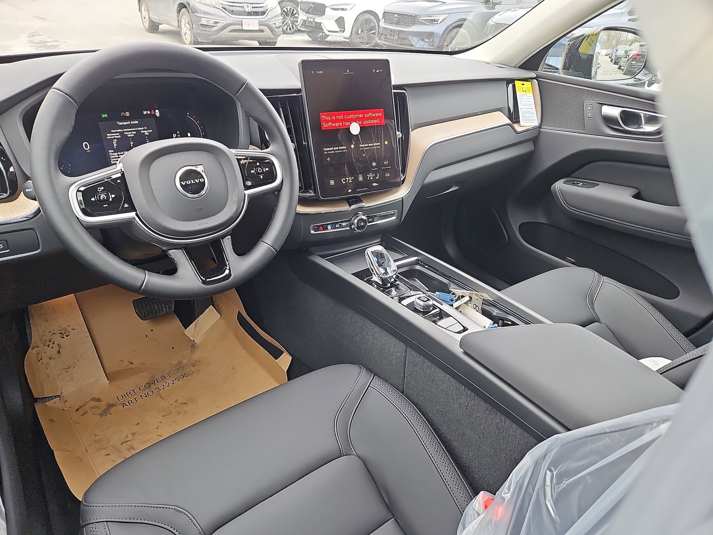 New 2026 Volvo XC60 B5 Core w/ Protection Package Premier AWD/4WD image 3