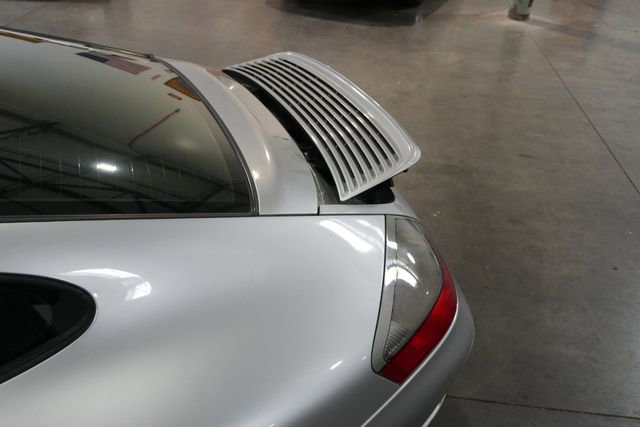 Used 2004 Porsche 911 Carrera image 26
