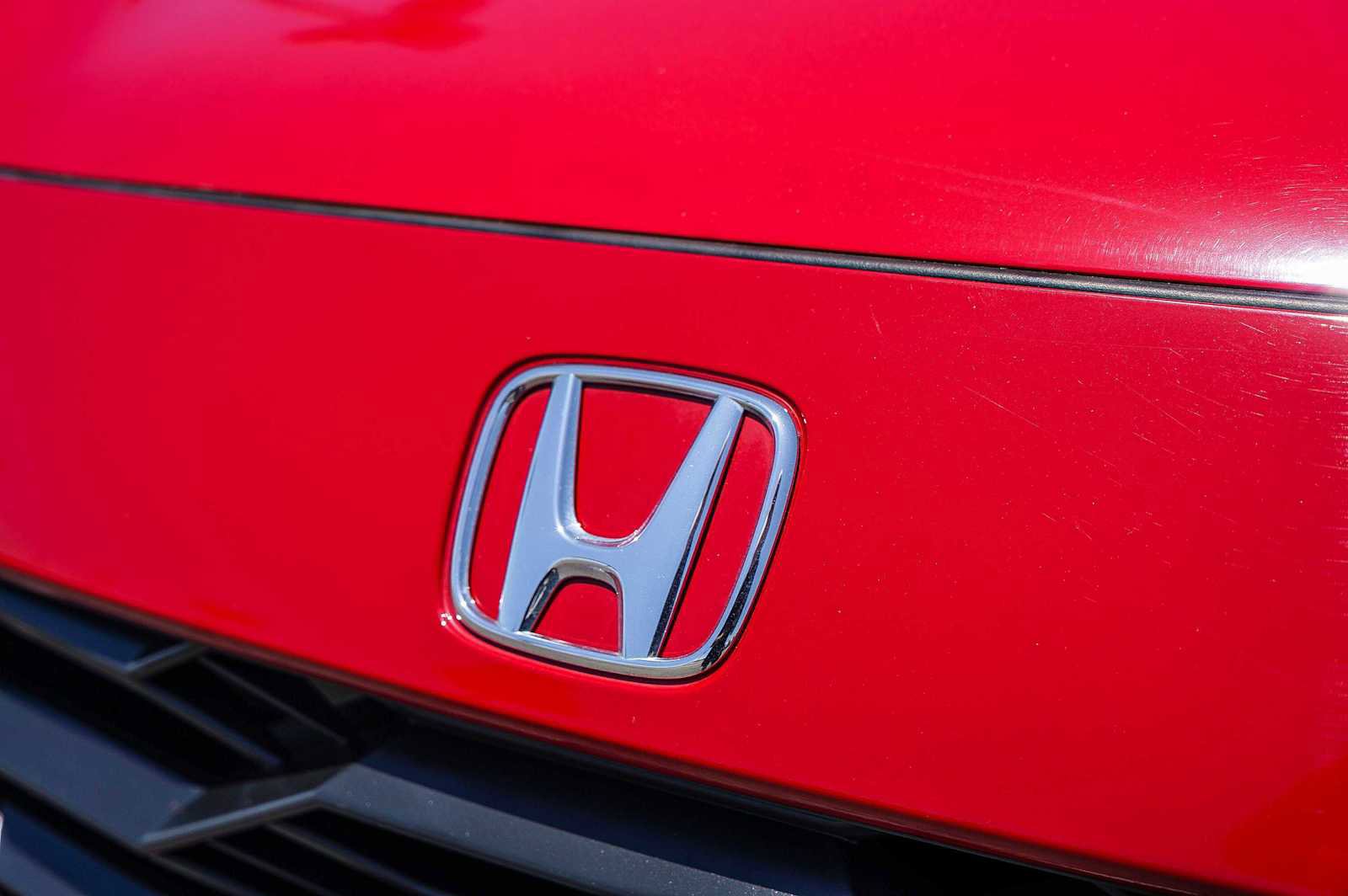 Used 2025 Honda HR-V Sport image 11