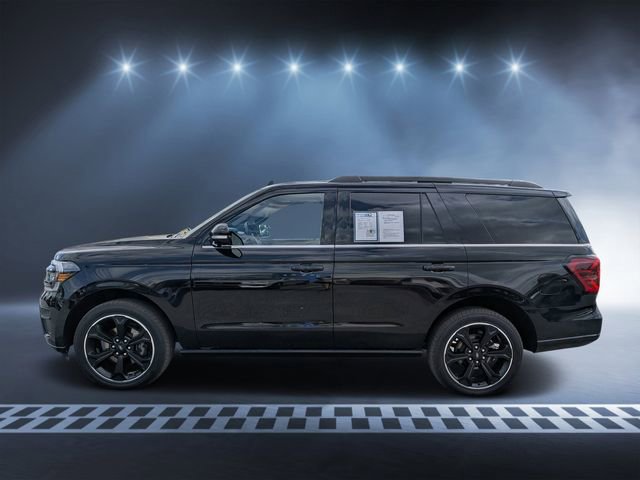 Used 2022 Ford Expedition Limited image 6