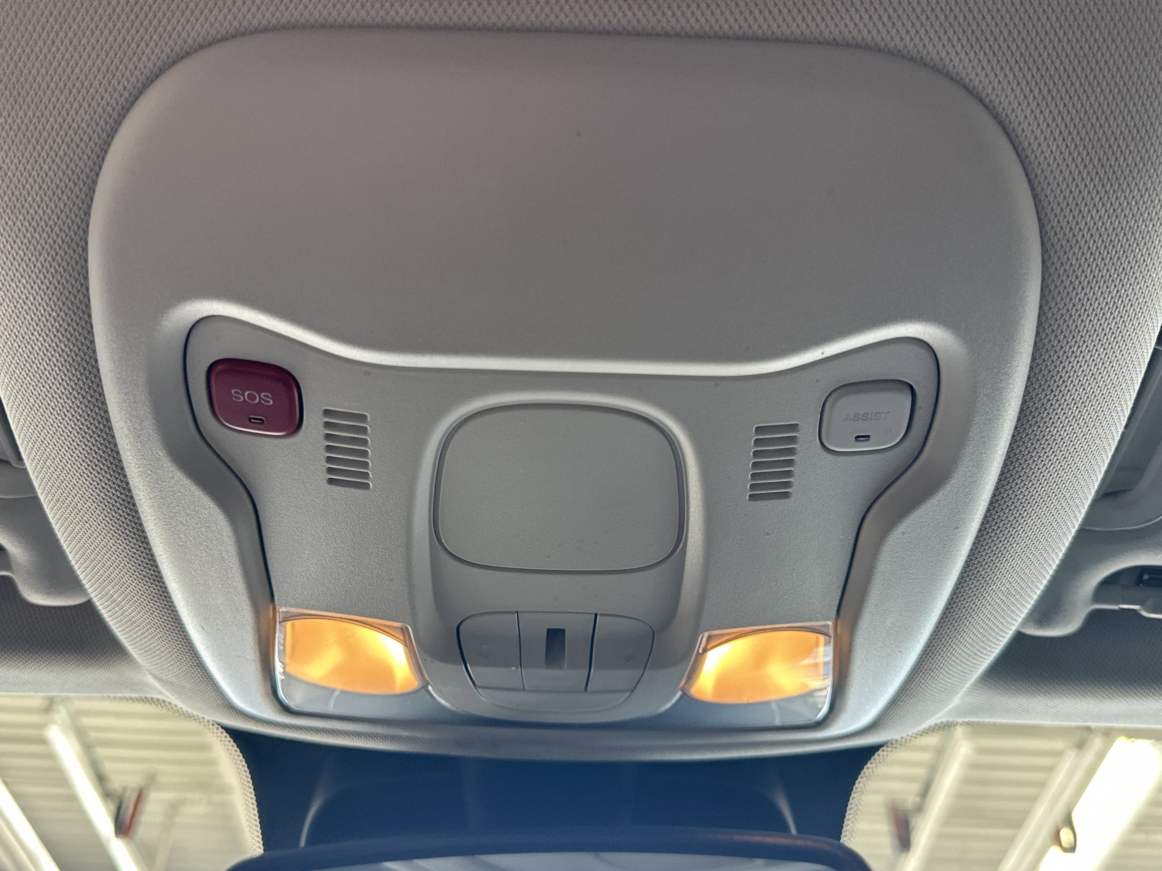 Used 2022 Jeep Renegade Latitude w/ Convenience Group image 36