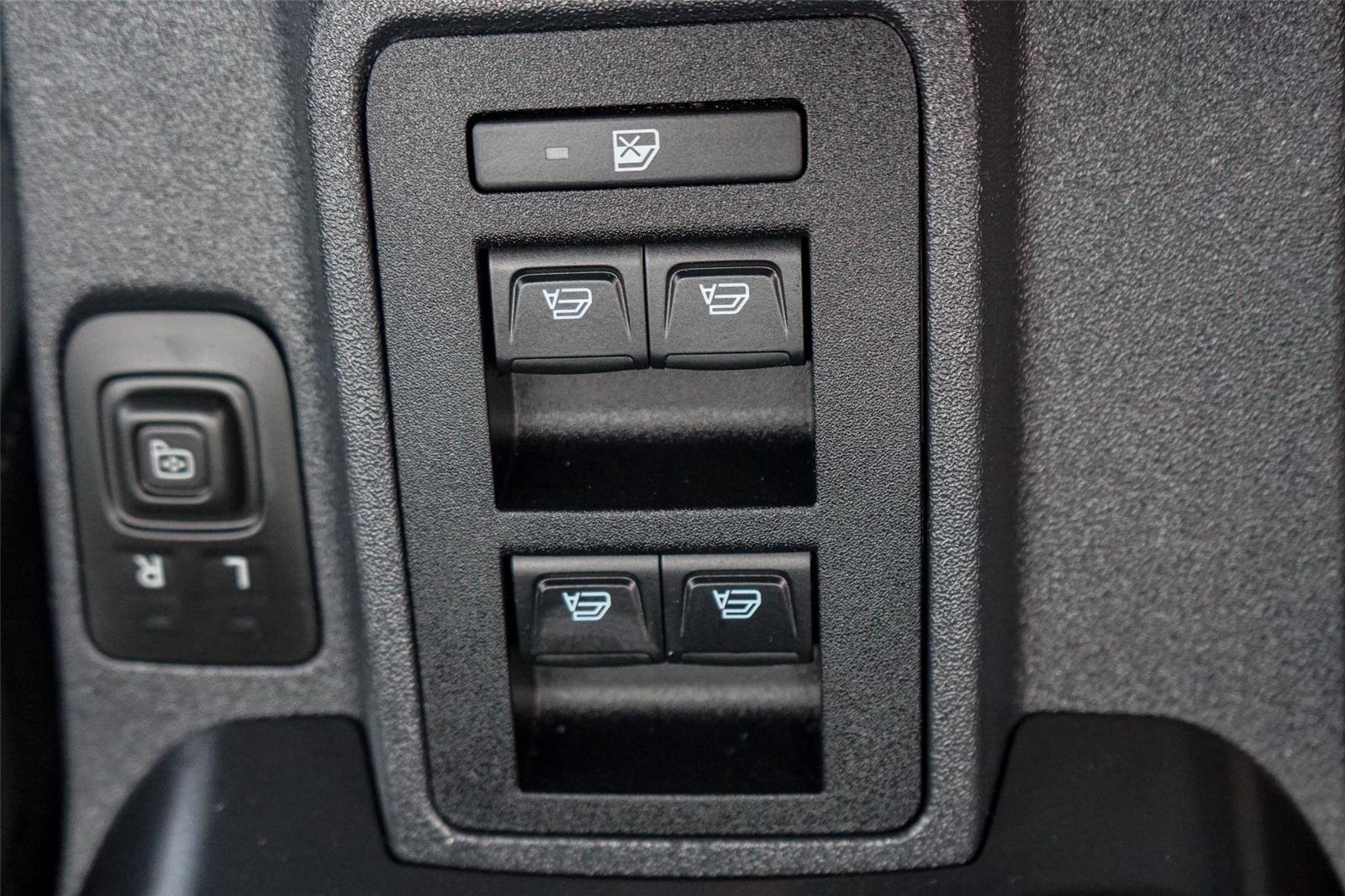 Used 2024 Ford Bronco Black Diamond image 21