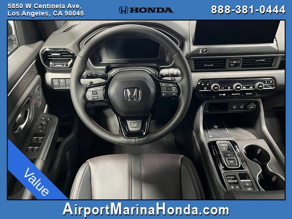 Used 2026 Honda Pilot Black Edition image 17