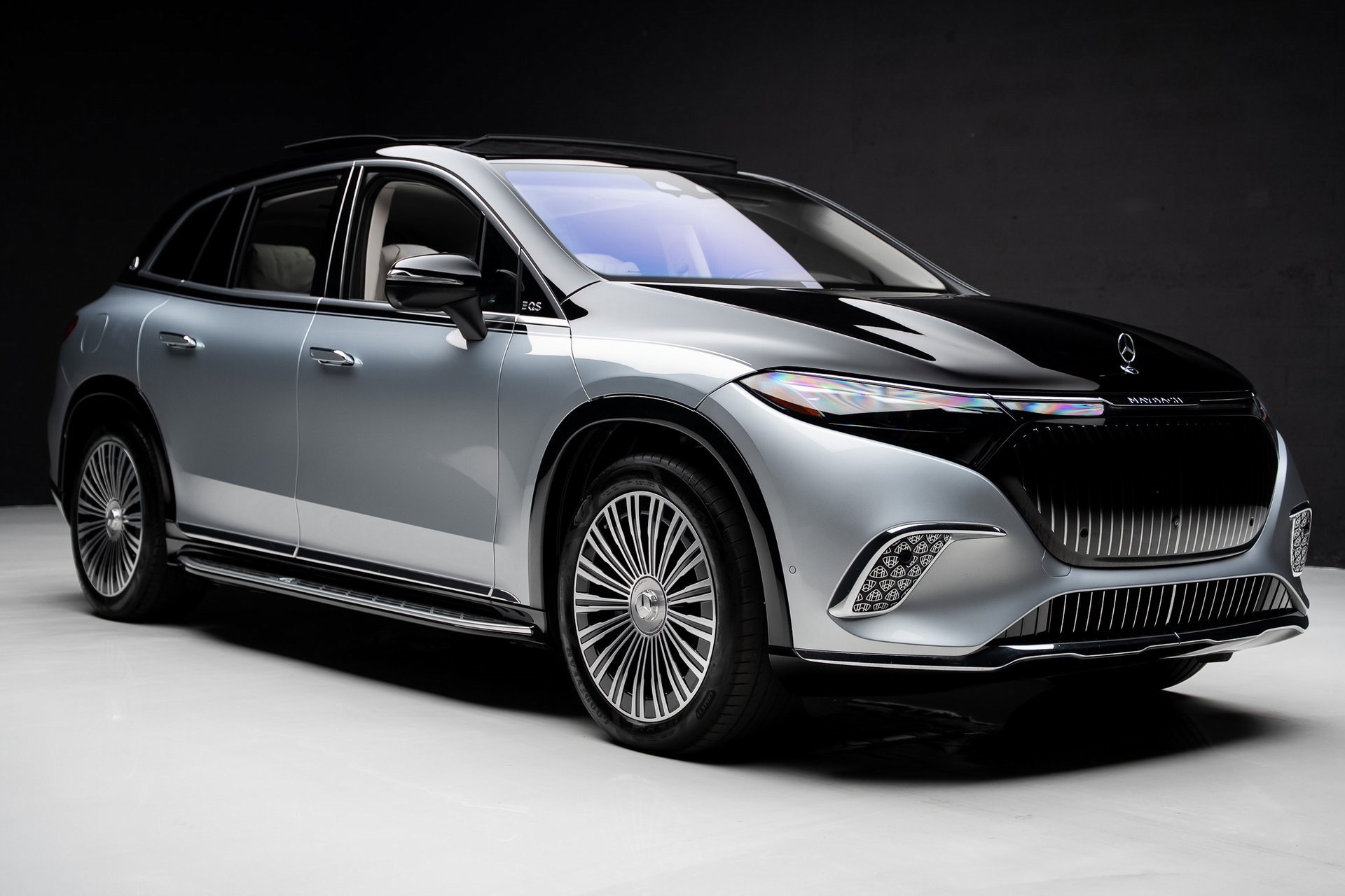 Used 2024 Mercedes-Benz Maybach EQS 680 4MATIC image 88