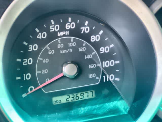 Used 2006 Toyota 4Runner SR5 RWD image 19