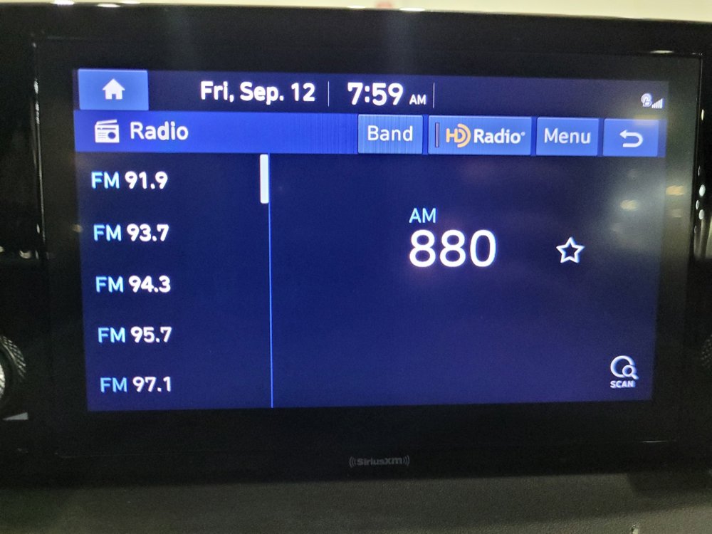 Used 2022 Hyundai Santa Fe SEL image 25