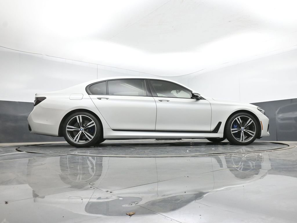Used 2018 BMW 750i 750i 4D Sedan image 41