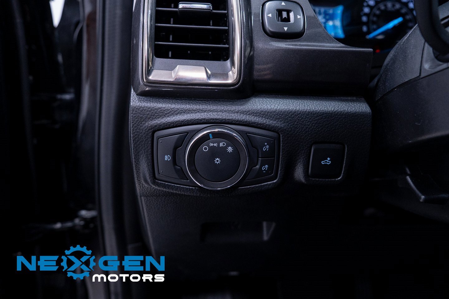 Used 2022 Ford Ranger Lariat w/ Equipment Group 501A High image 20