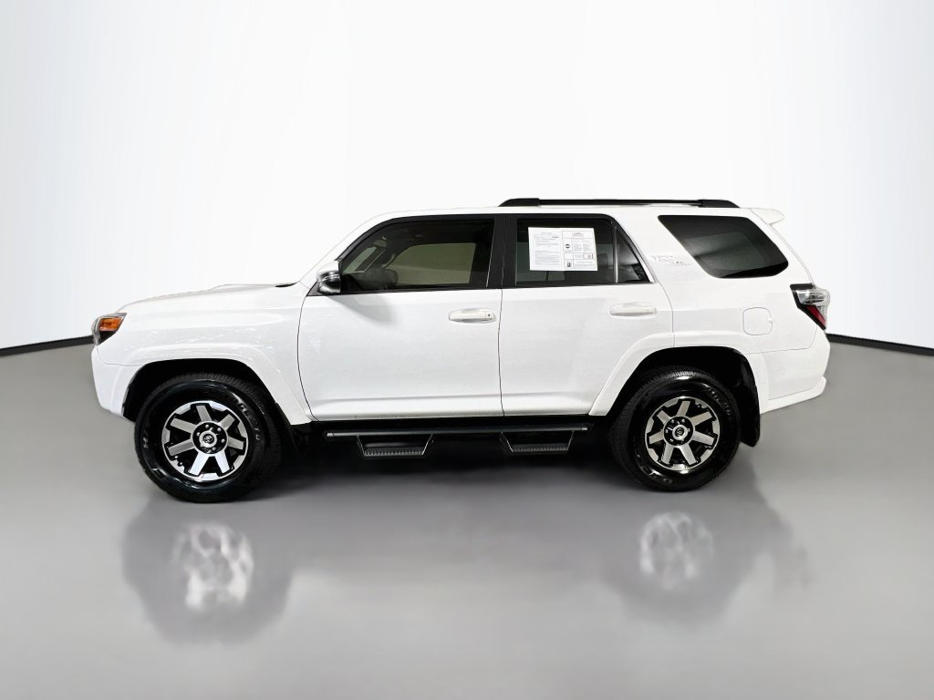 Used 2024 Toyota 4Runner TRD Off-Road Premium w/ Moonroof Package AWD/4WD image 6