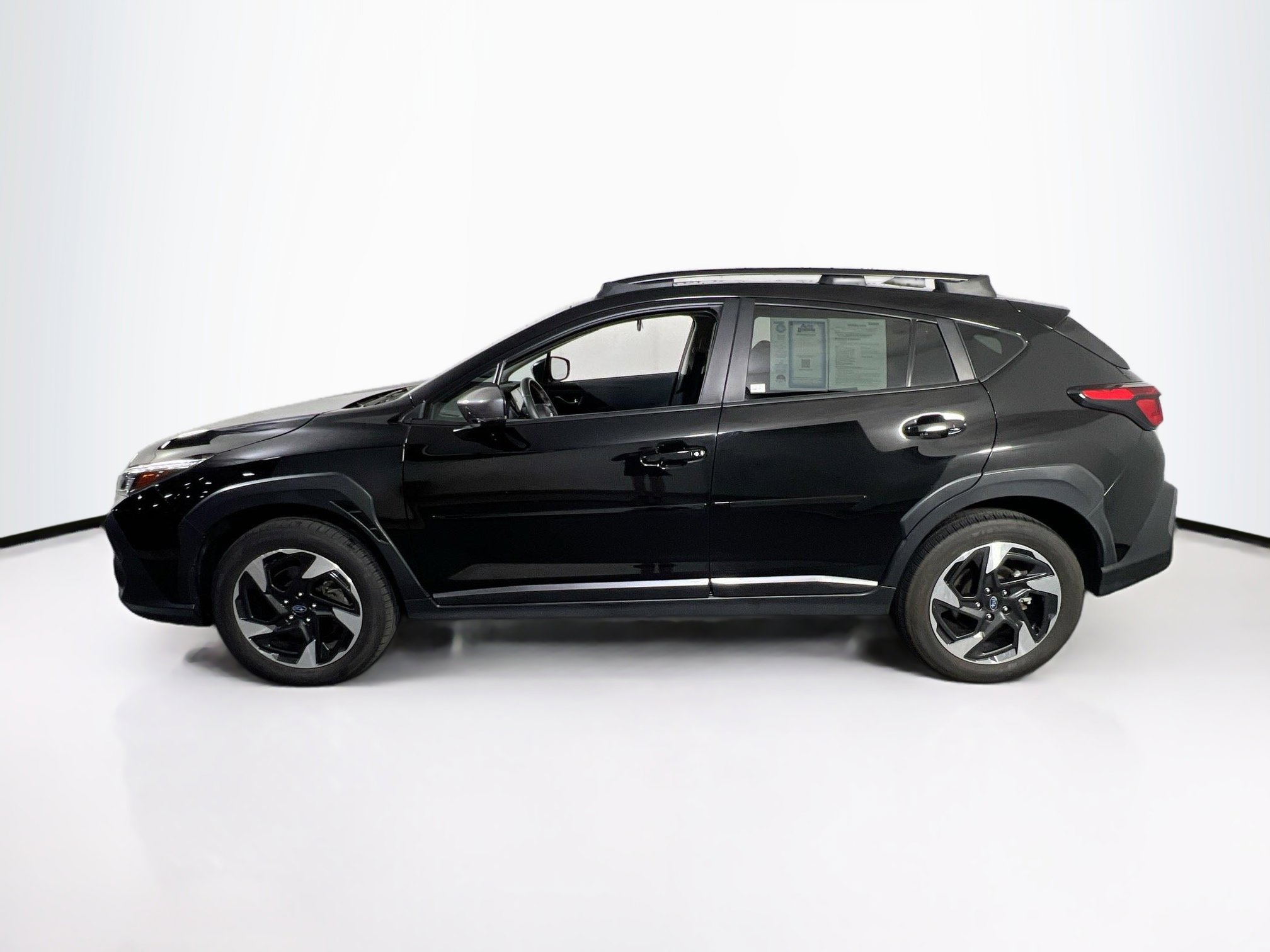 Used 2024 Subaru Crosstrek 2.5i Limited AWD/4WD image 8