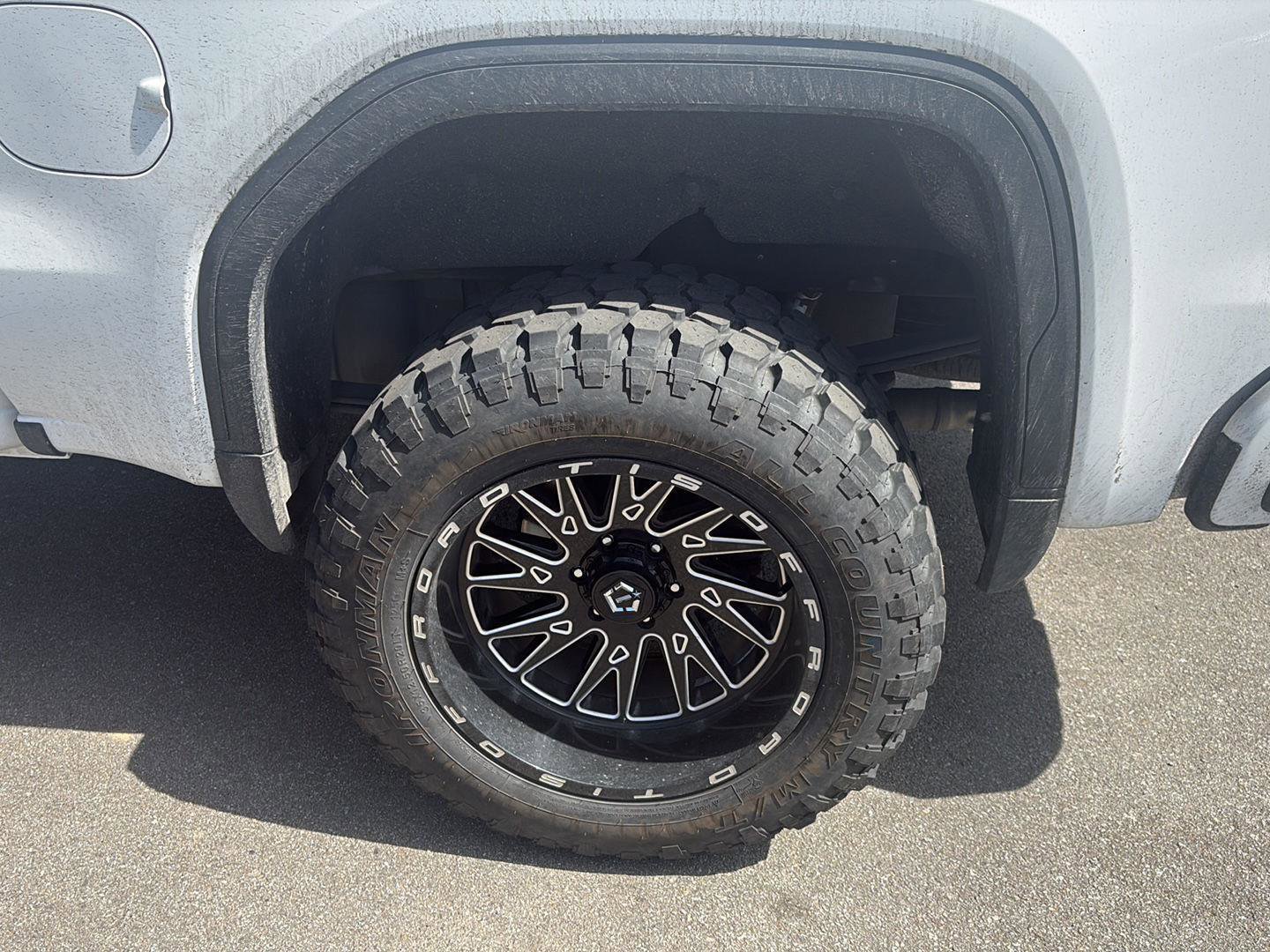 Used 2021 GMC Sierra 1500 Elevation w/ X31 Off-Road Package image 18