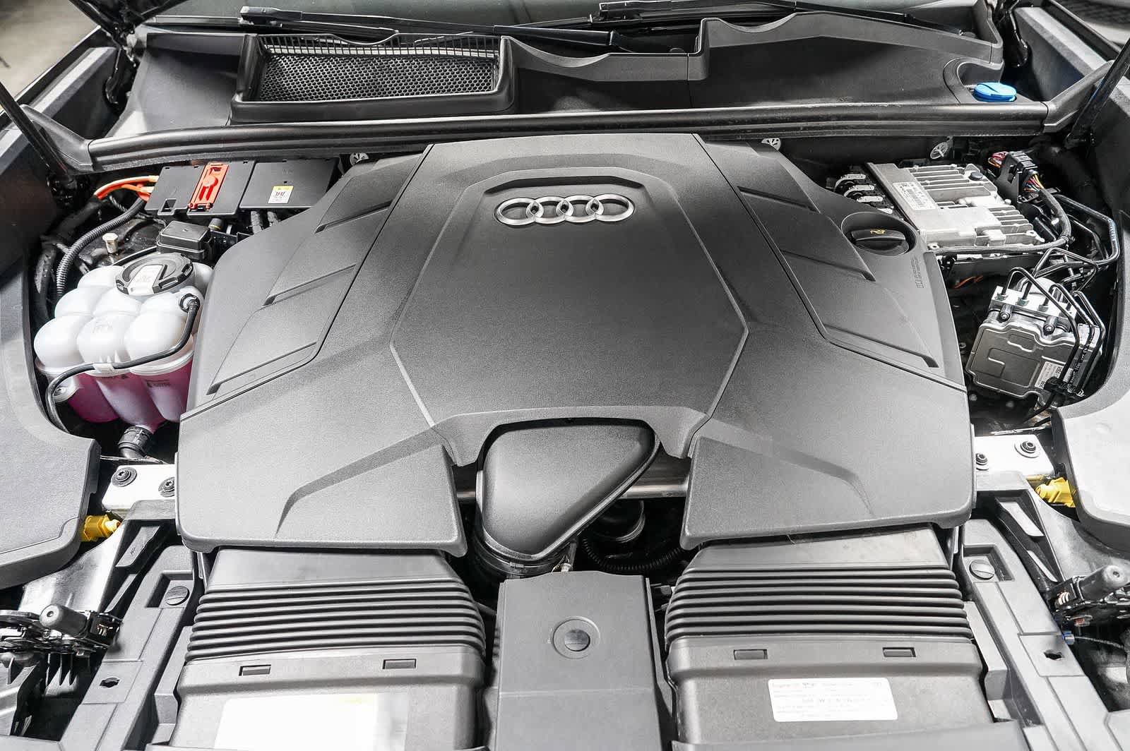 Used 2023 Audi Q8 Premium Plus AWD/4WD image 28